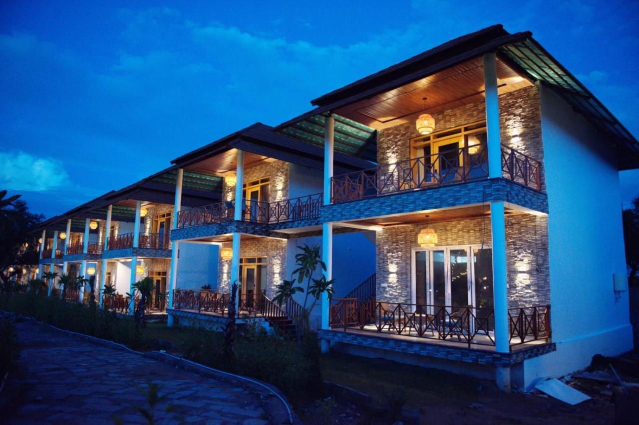 Wild Rose Resort & Spa Pushkar Exteriör bild