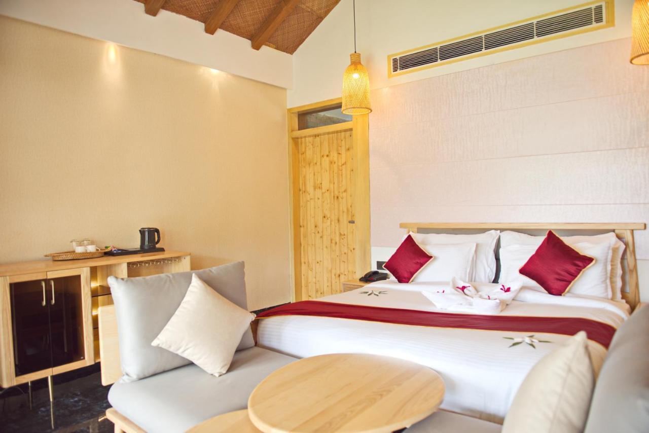 Wild Rose Resort & Spa Pushkar Exteriör bild