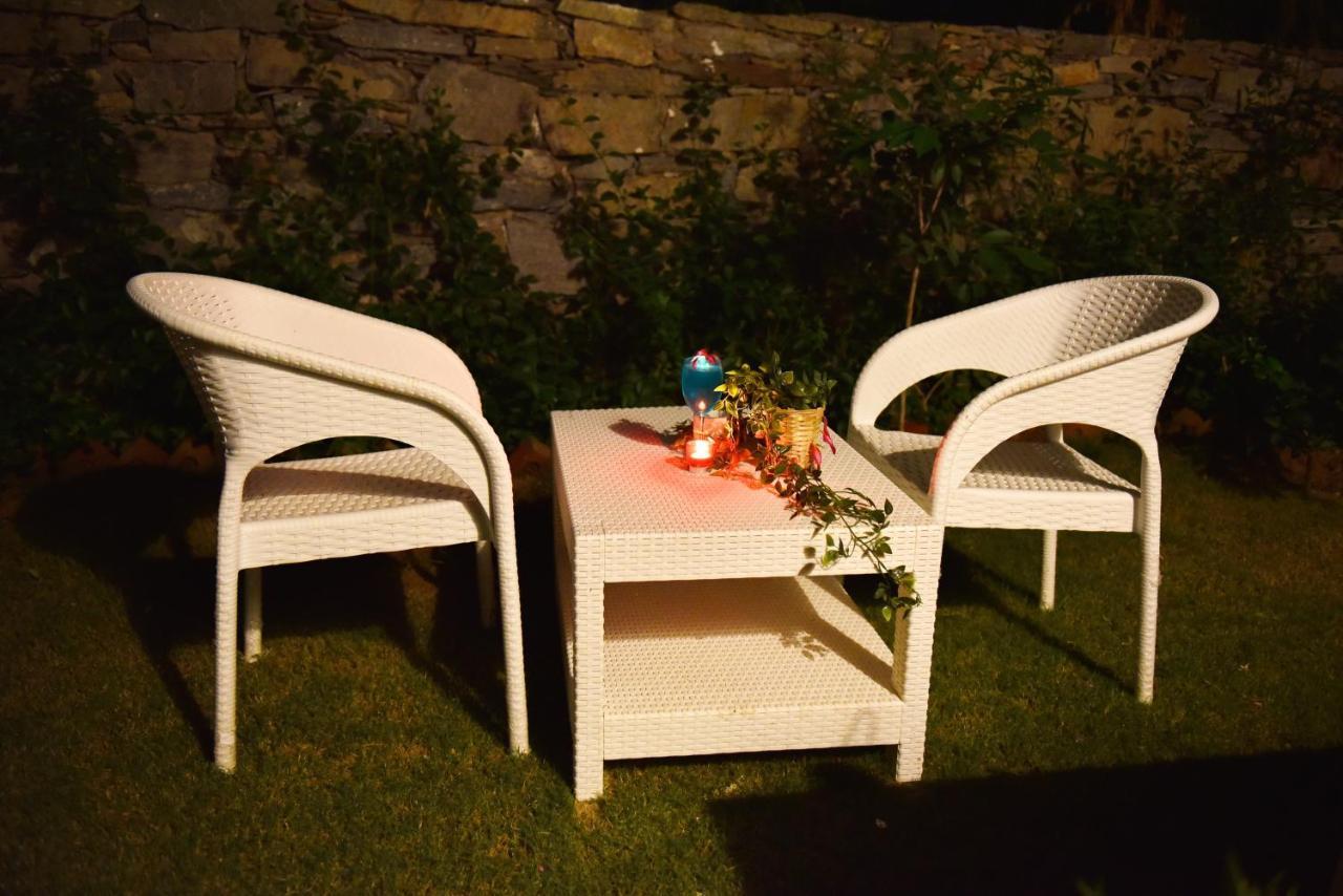 Wild Rose Resort & Spa Pushkar Exteriör bild